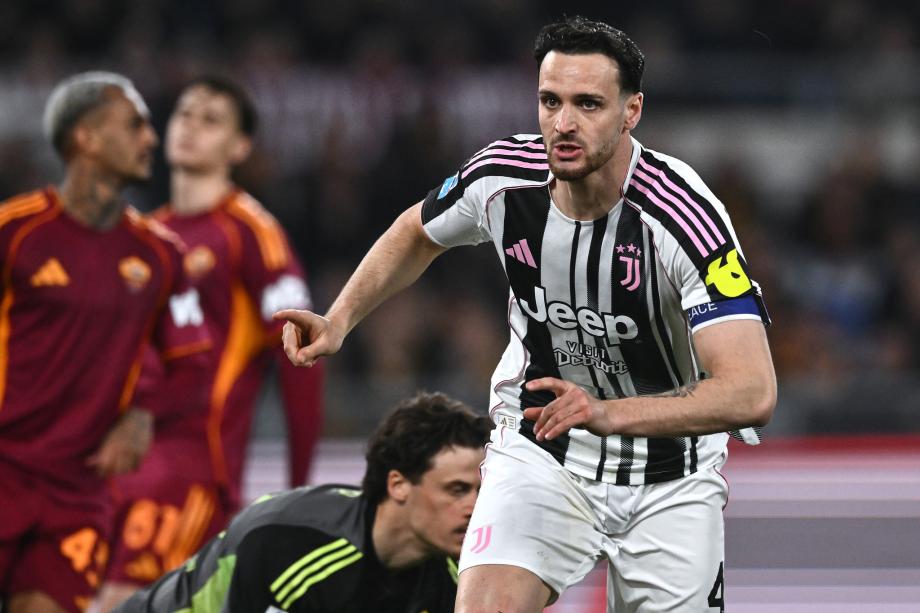 [图]意甲-孔塞桑世界波加蒂绝平 罗马3-3战平尤文图斯